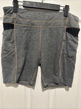 Athleta Heather Gray High-Rise Bike Shorts with Black Pocket Panels